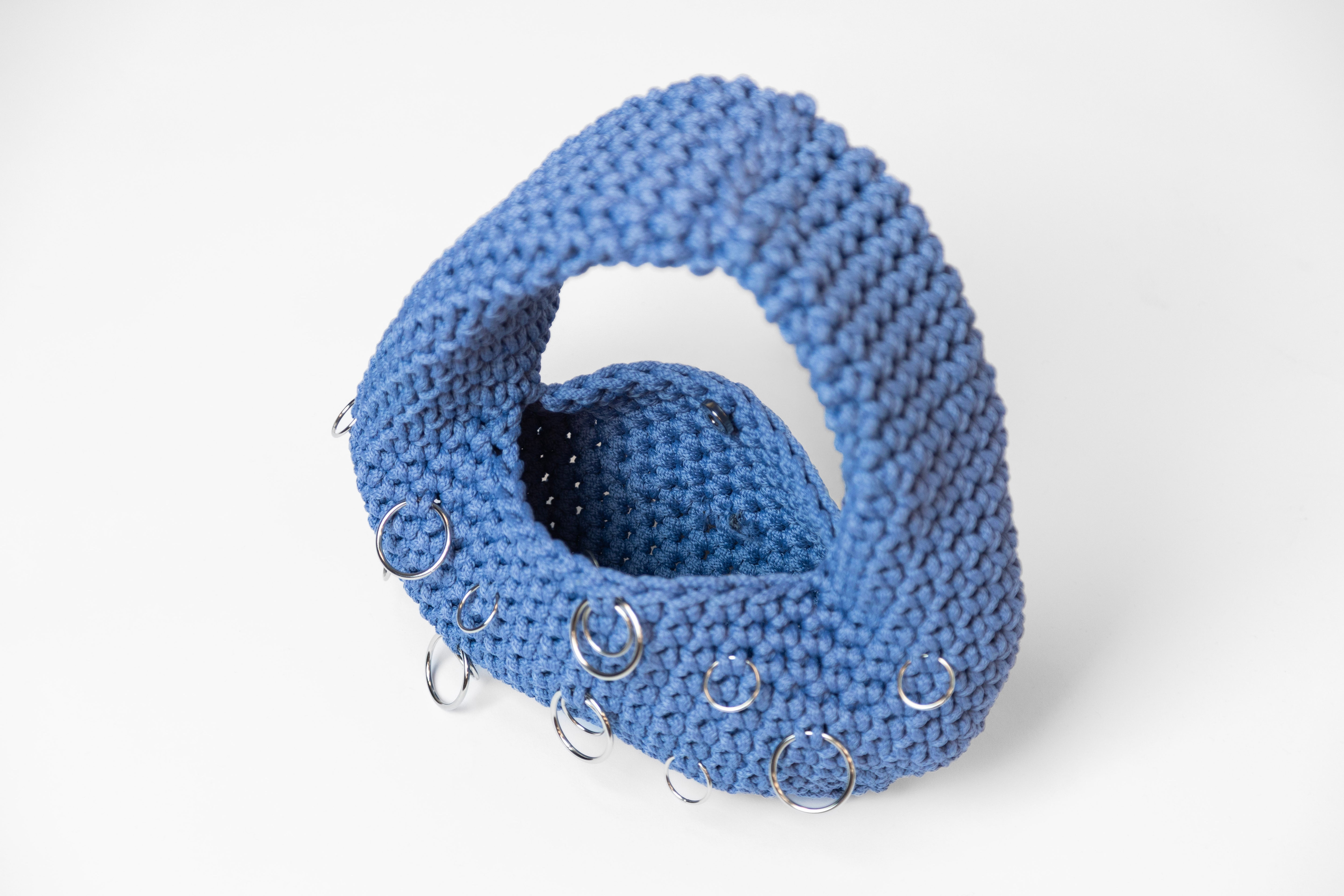 Knot a phase bag