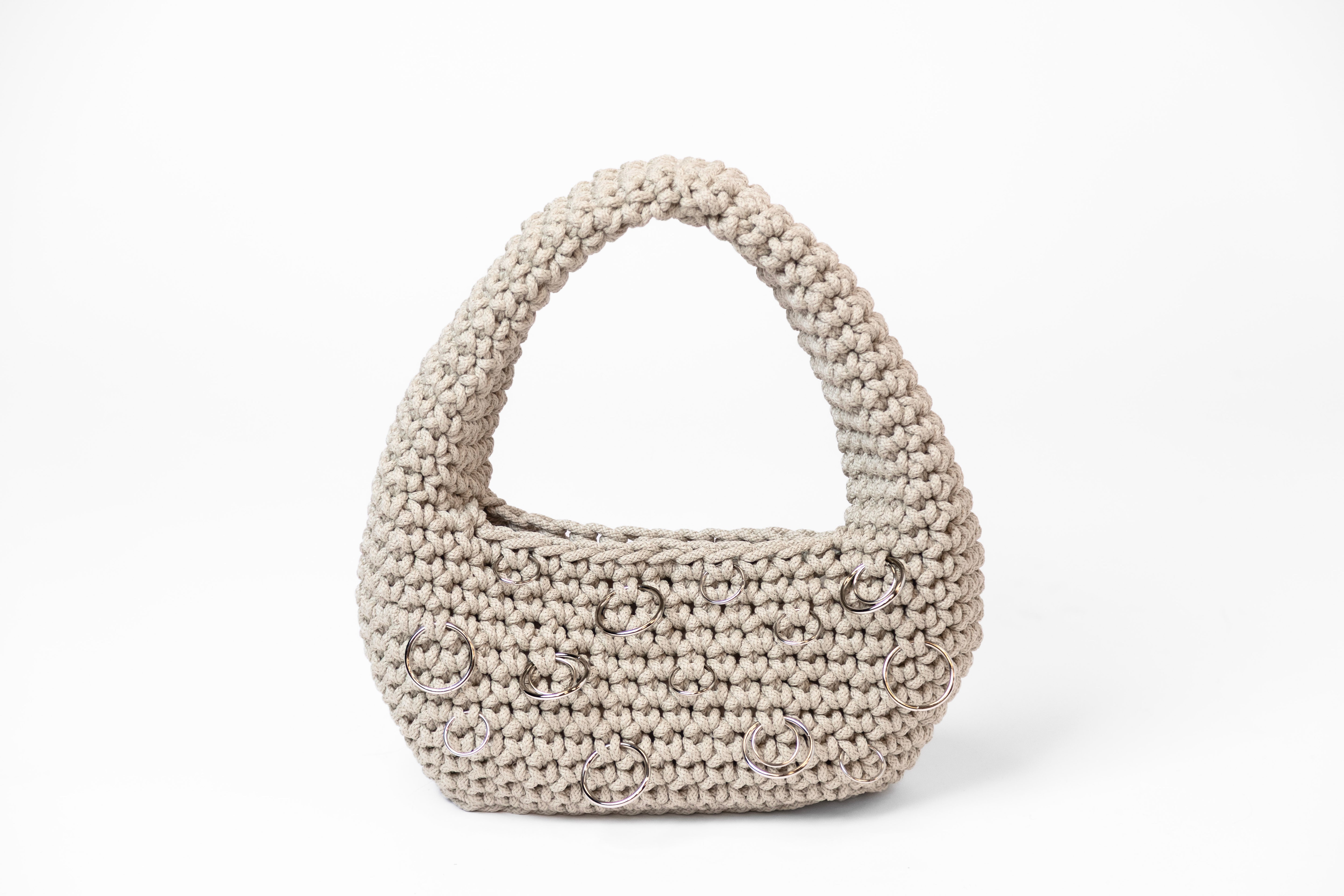 Knot a phase bag