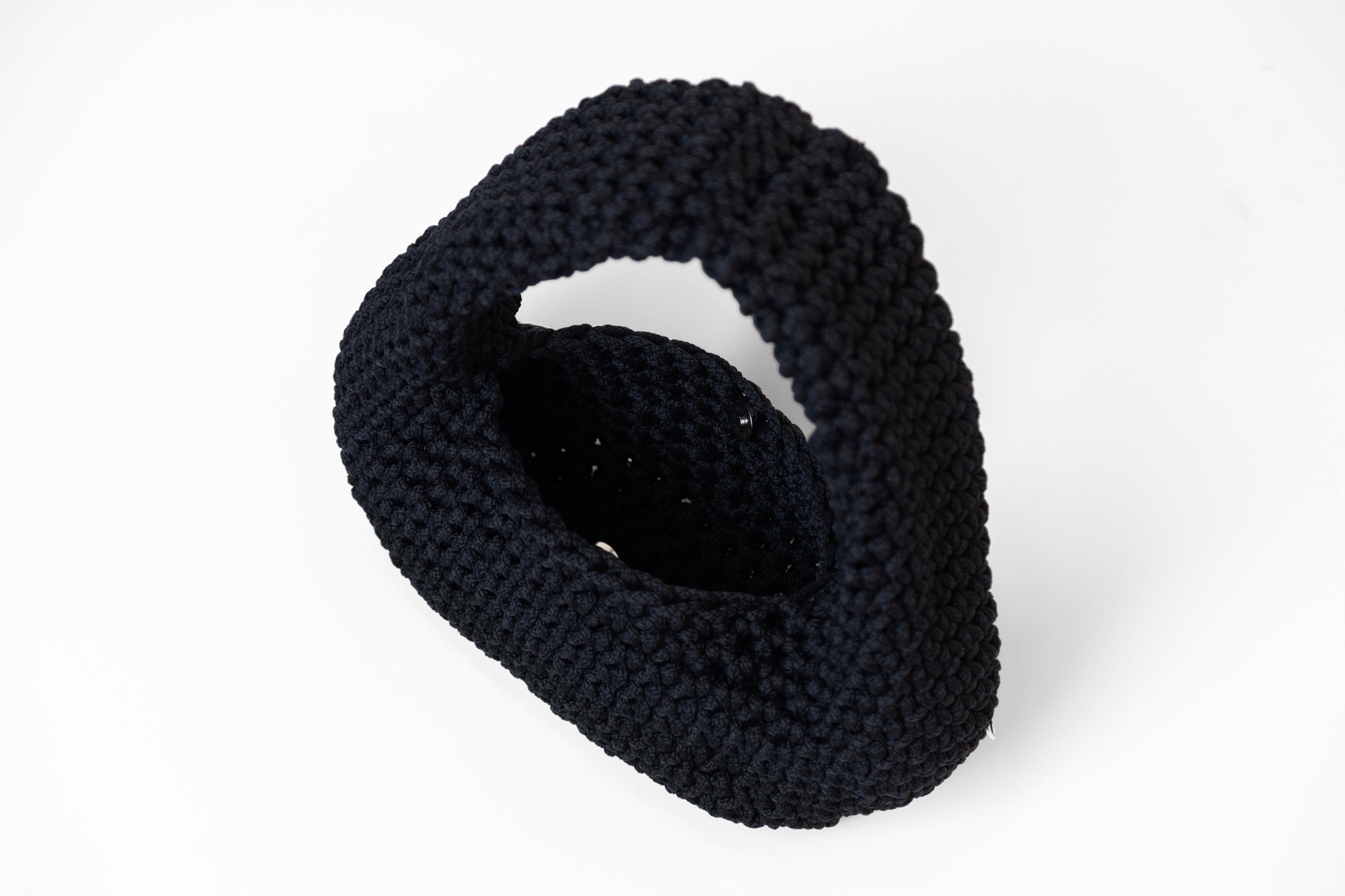 Knot a phase bag