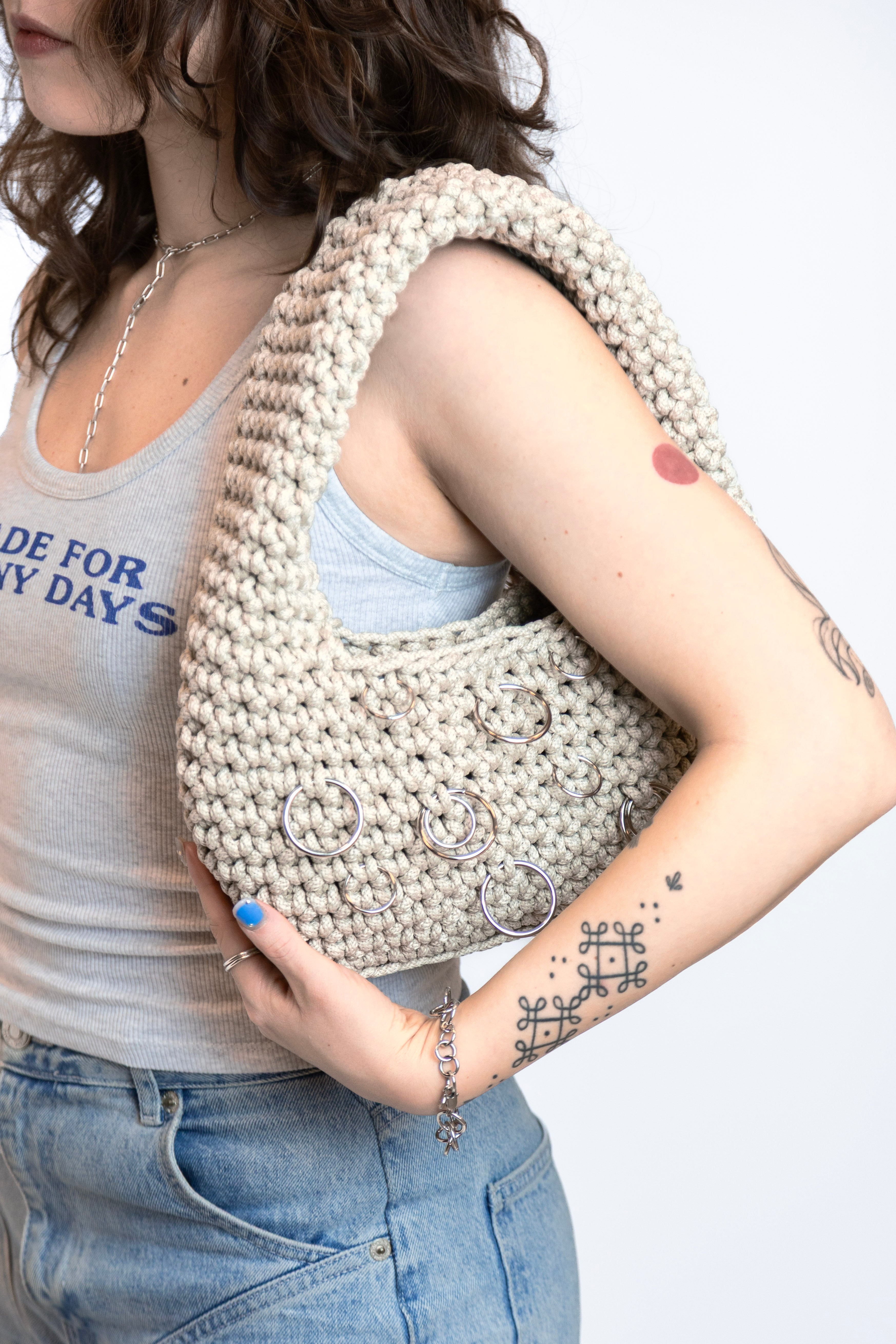 Knot a phase bag